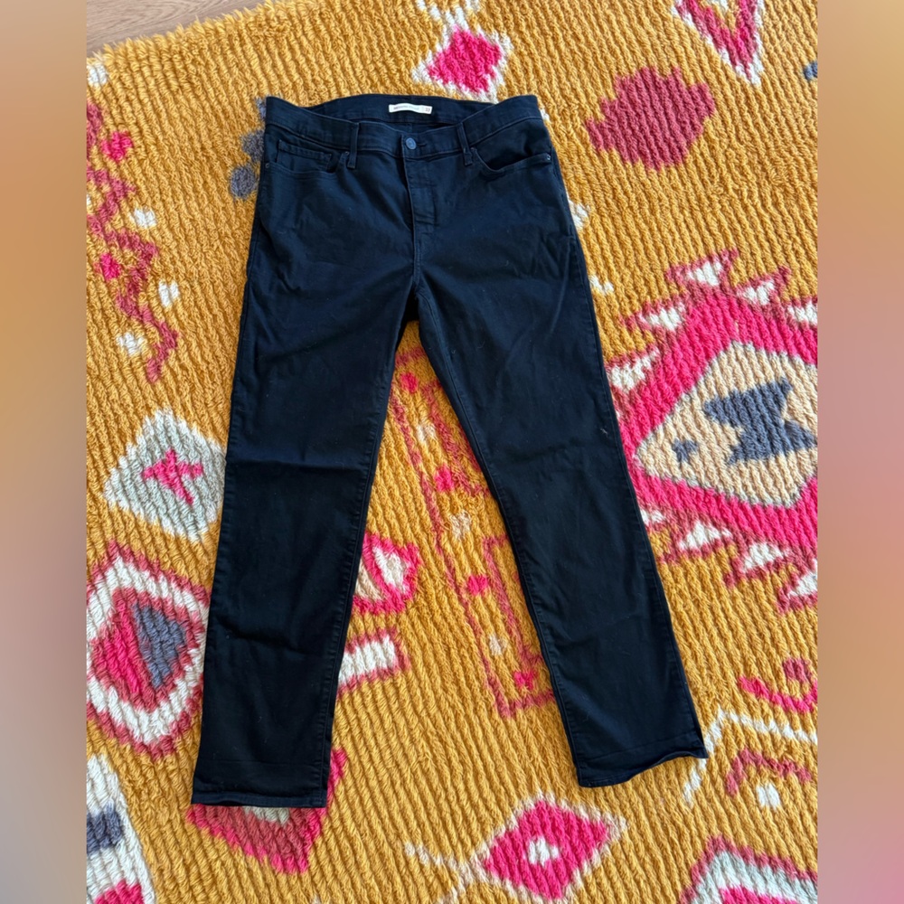 Black Stretch Levi Jeans 🏴🖤